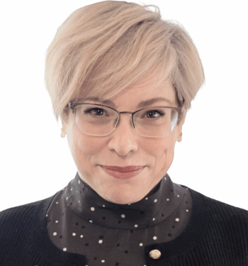 A portrait of Stephenie Lintl-McLean